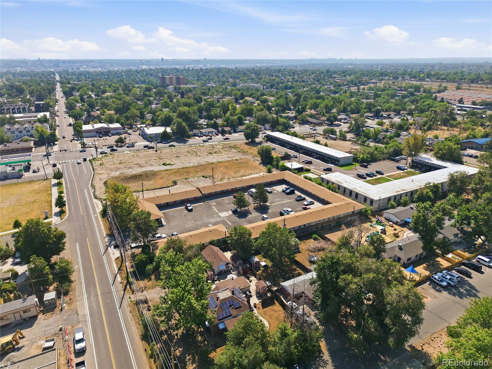 980 Benton Street Unit: 982