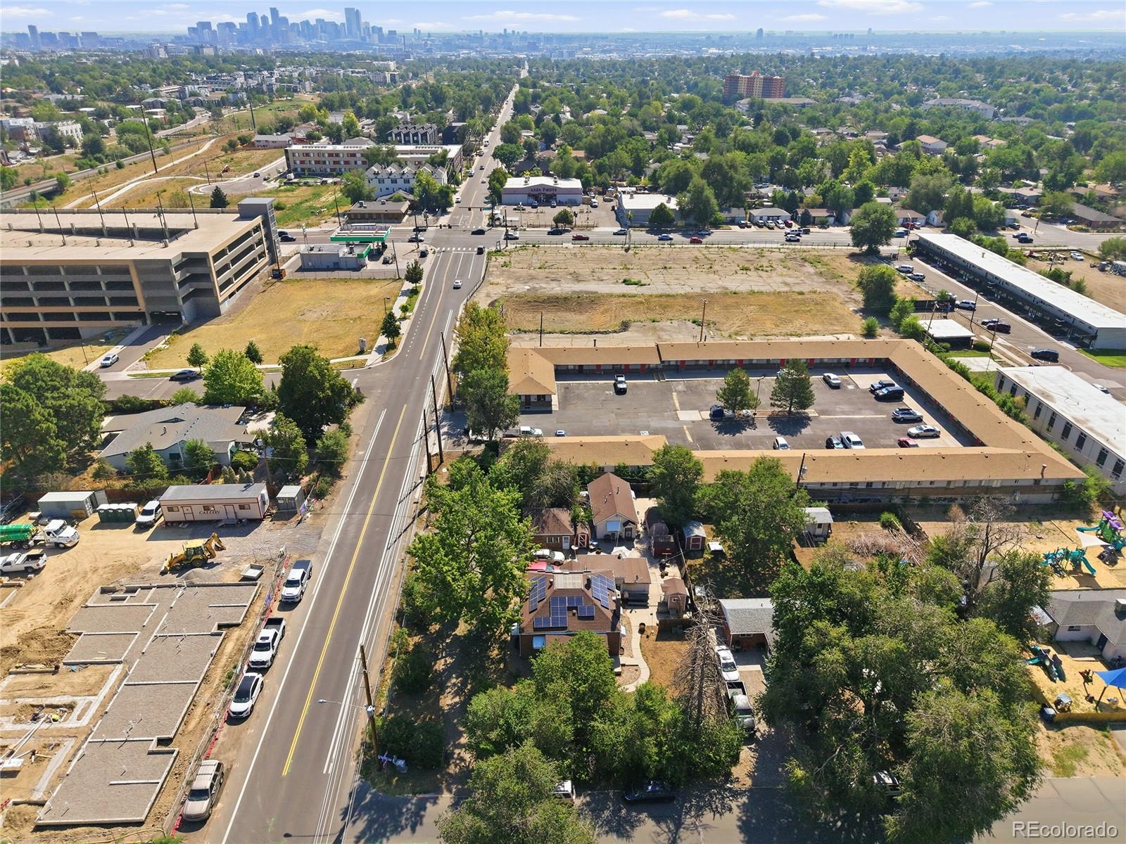 980 Benton Street Unit: 982
