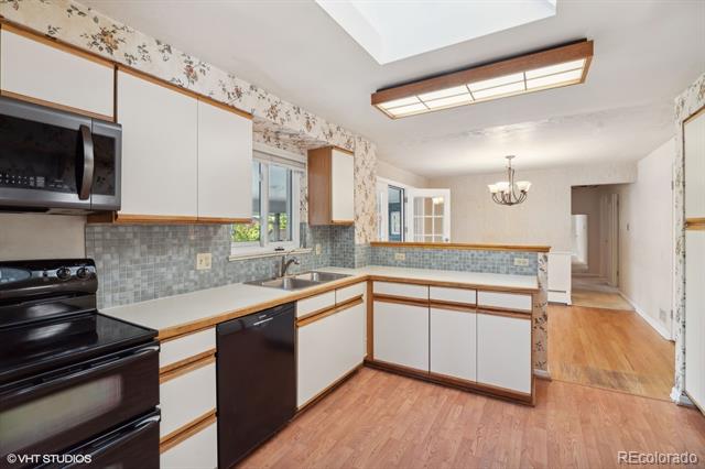 2570 Bell Court