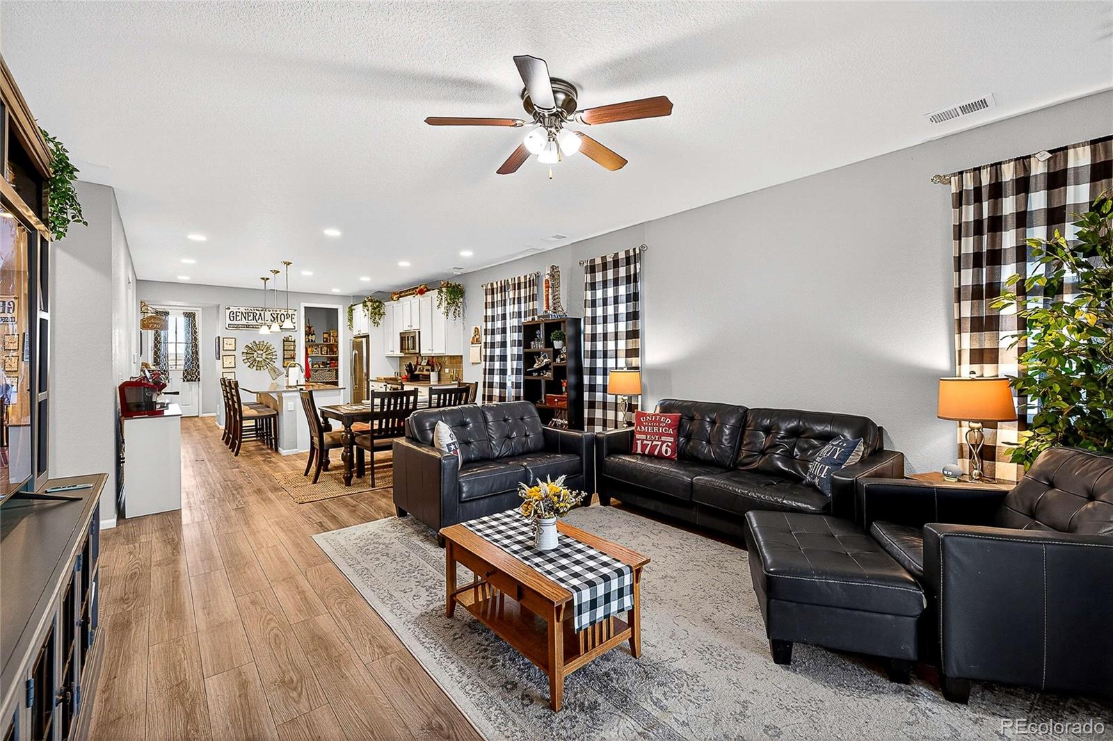 26811 E Byers Avenue