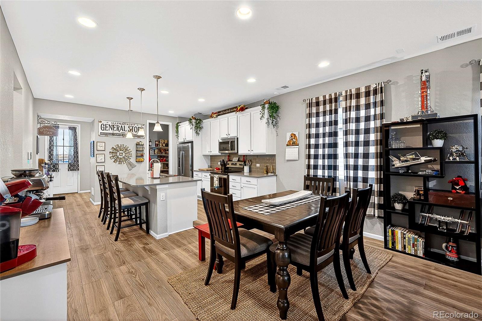 26811 E Byers Avenue