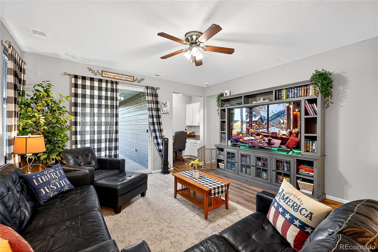 26811 E Byers Avenue