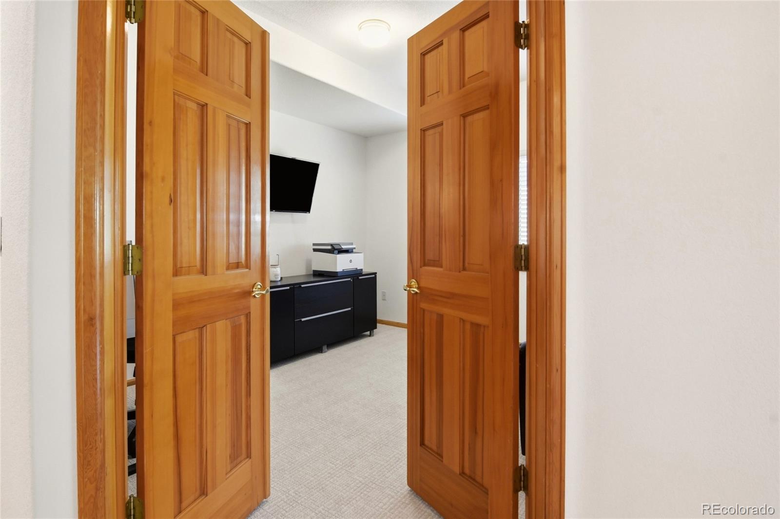 722 Ridgeside Drive