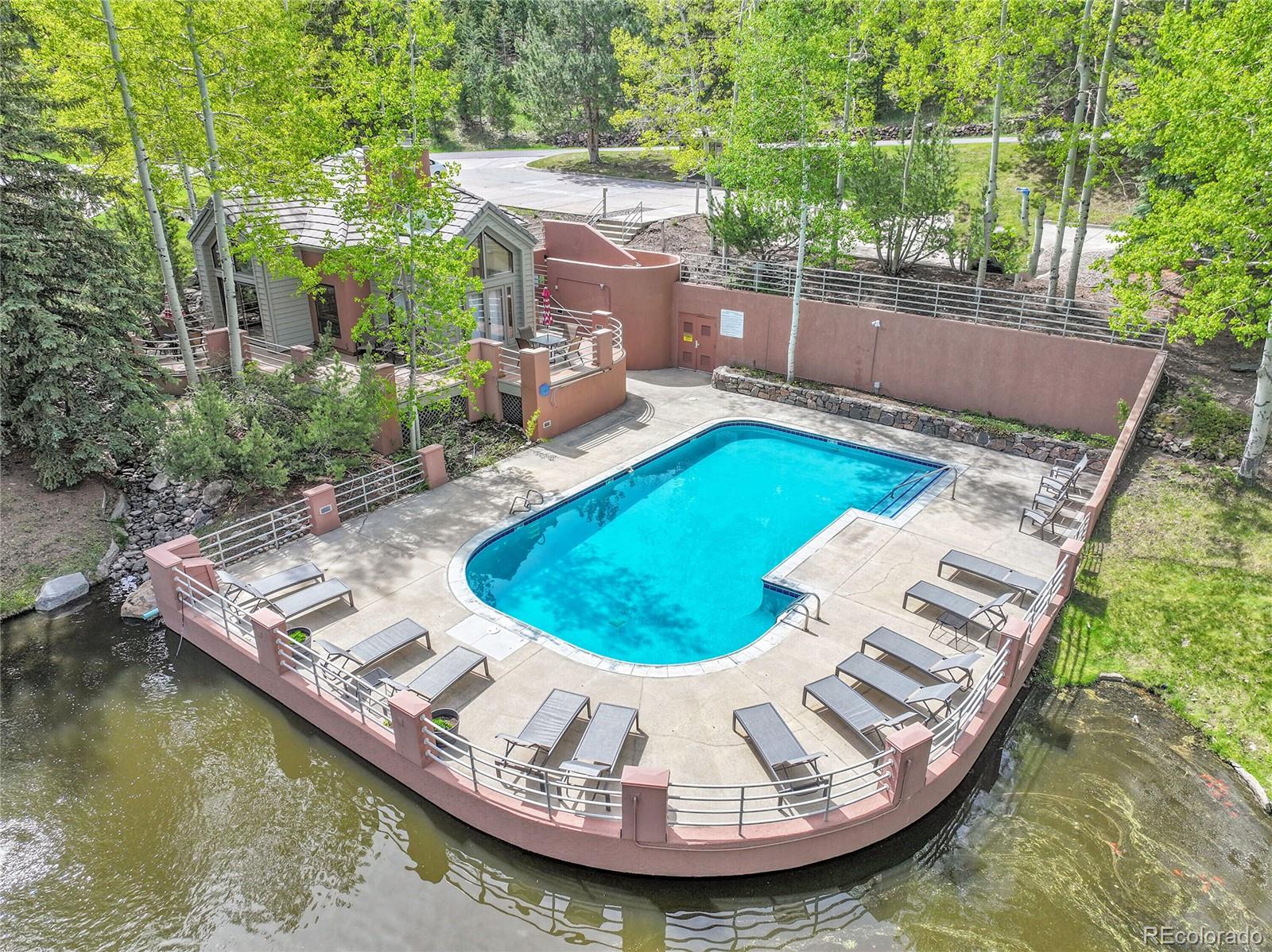 722 Ridgeside Drive