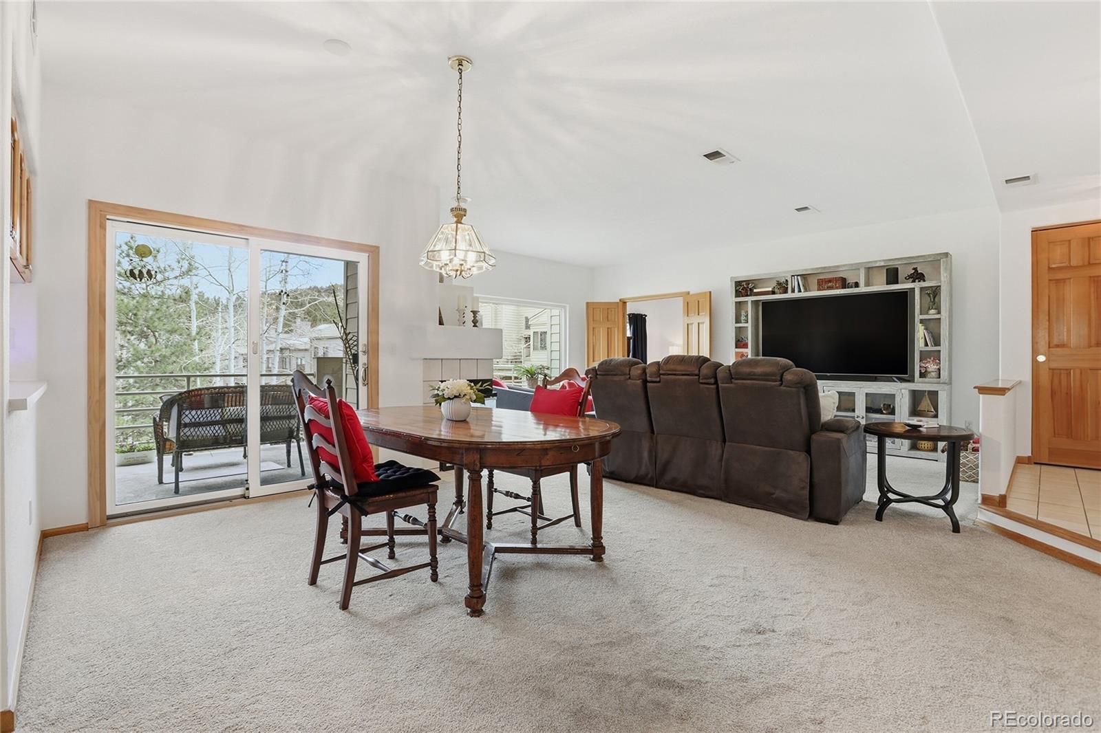 722 Ridgeside Drive