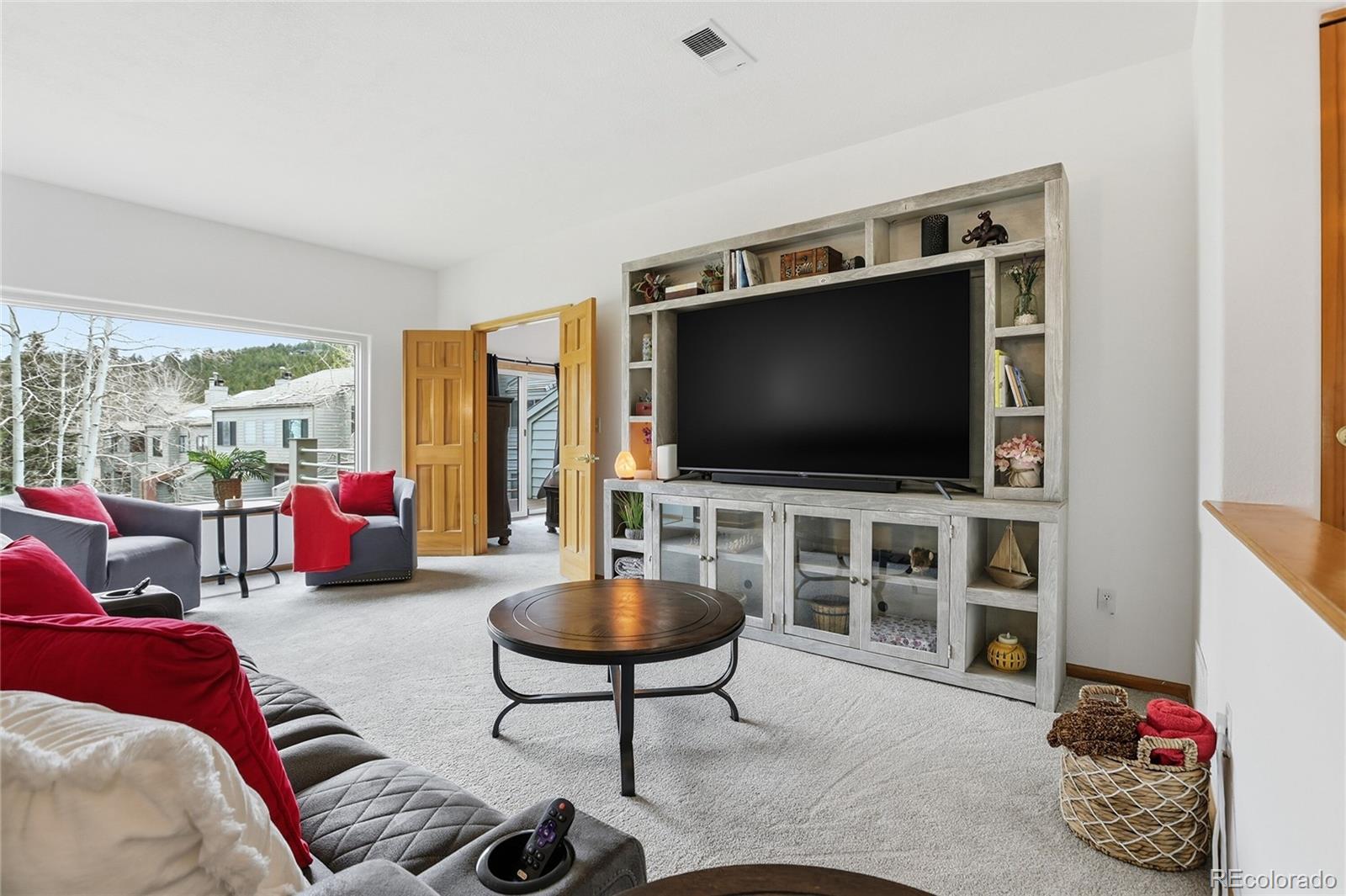 722 Ridgeside Drive