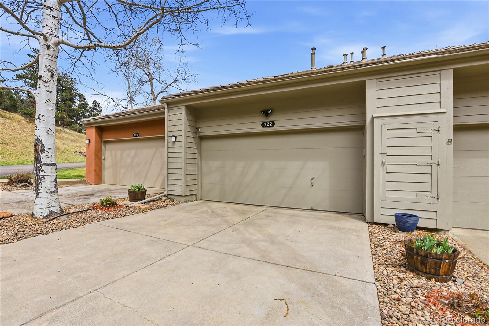 722 Ridgeside Drive