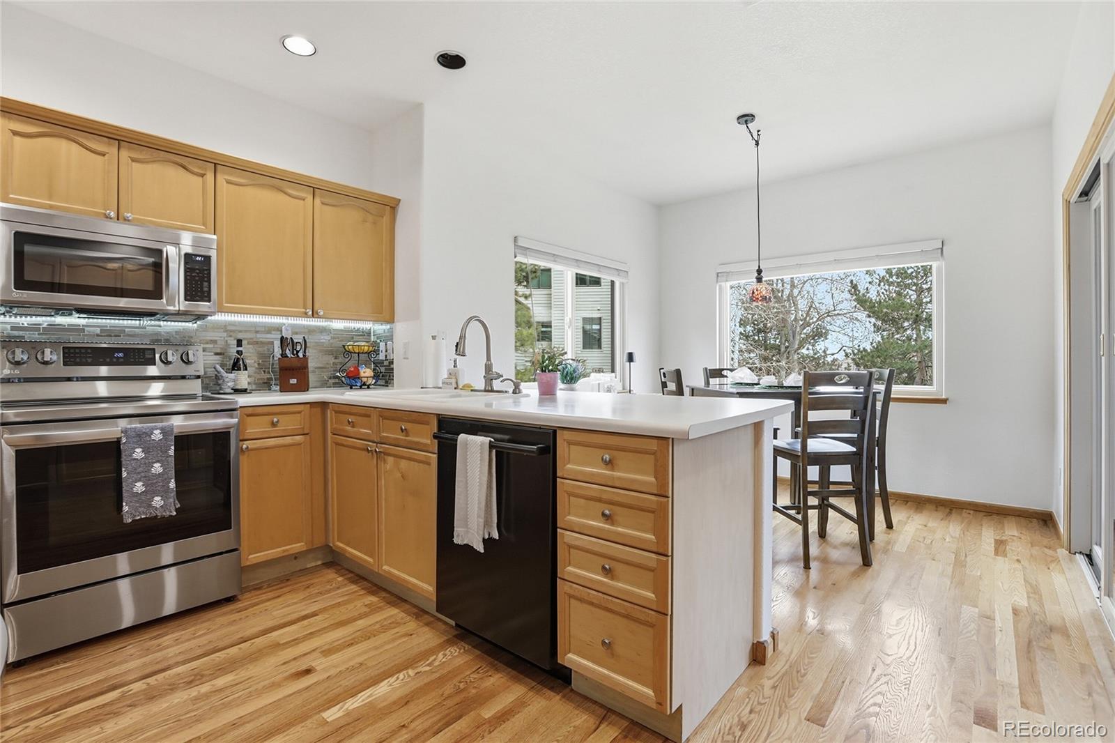 722 Ridgeside Drive