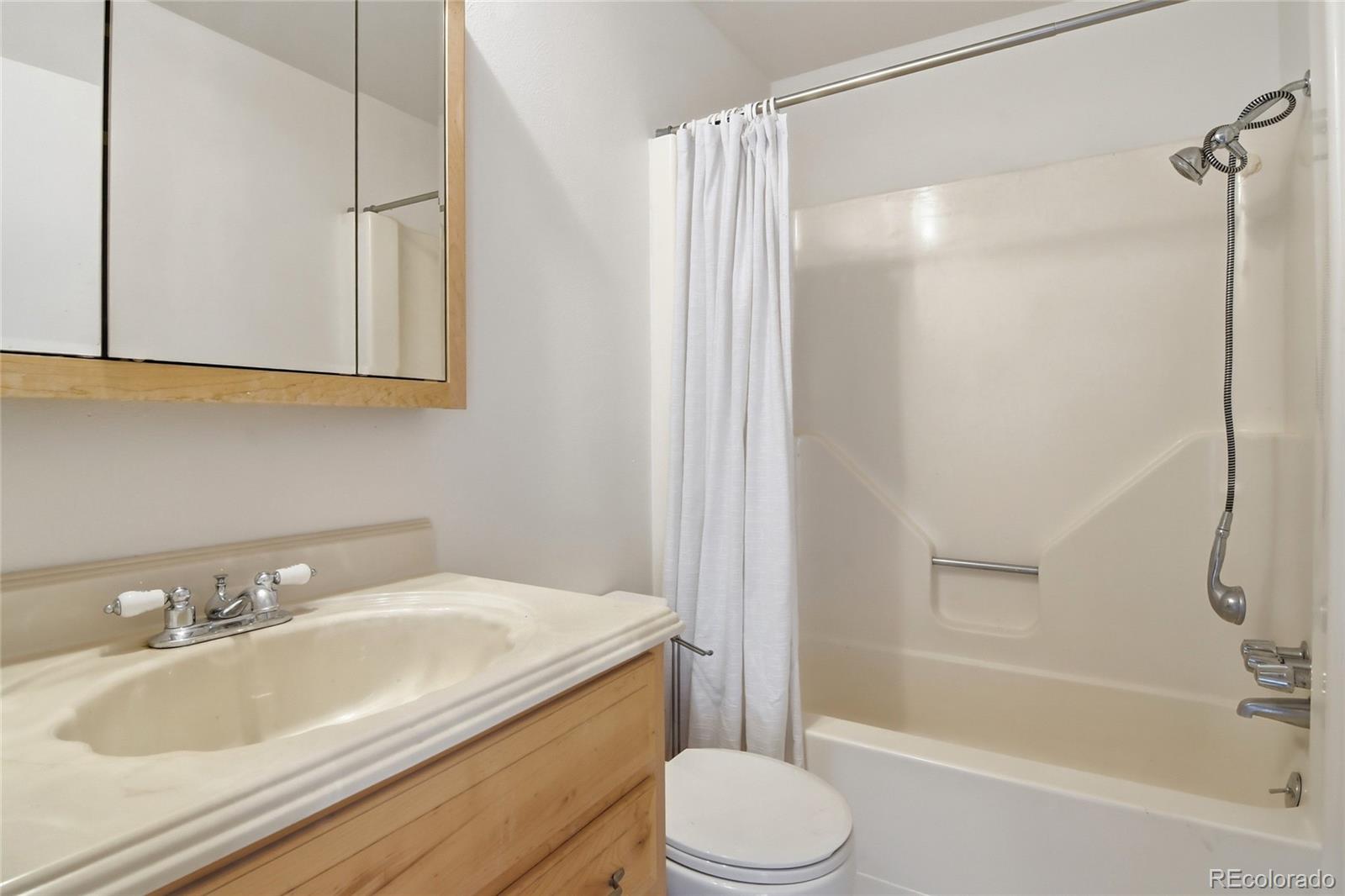 9340 W 49th Avenue Unit: 210