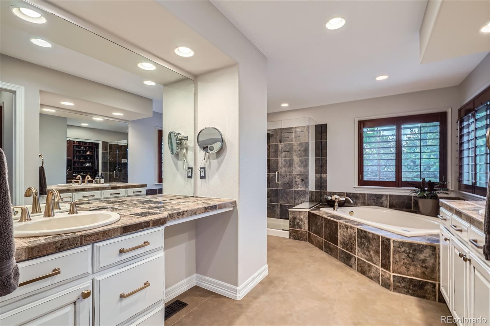 9445 Aspen Hill Circle