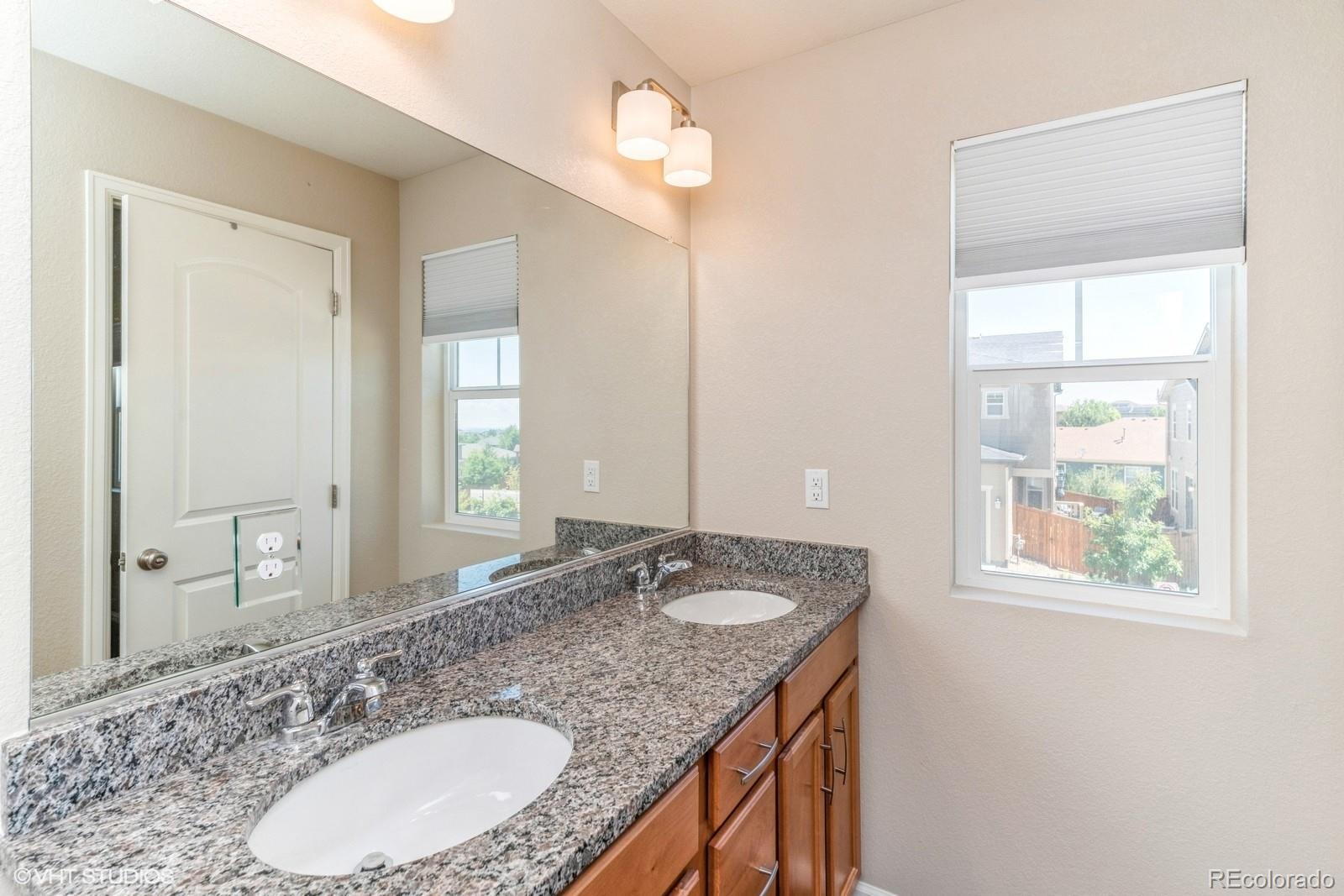 13690 Ash Circle