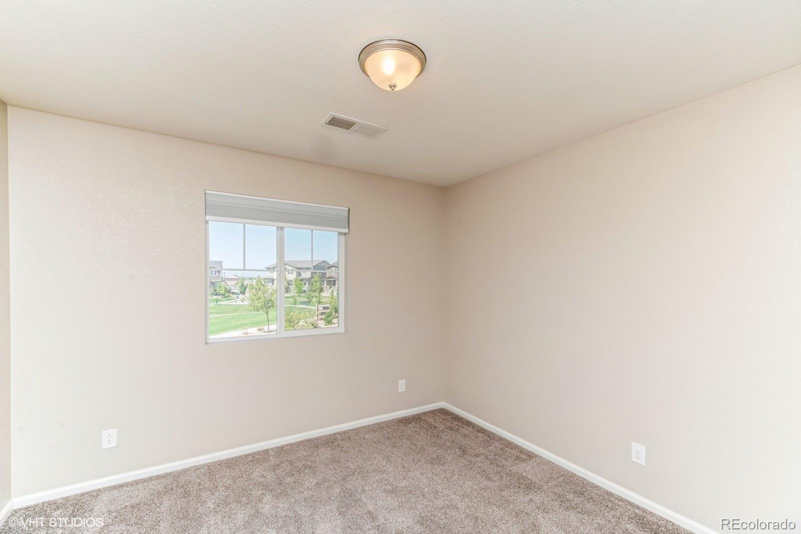 13690 Ash Circle