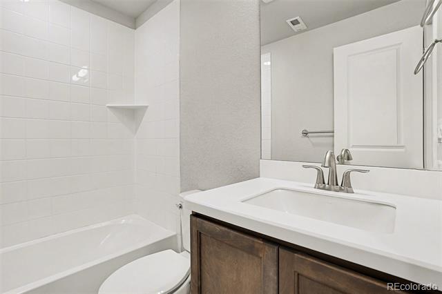 7296 Xenophon Court