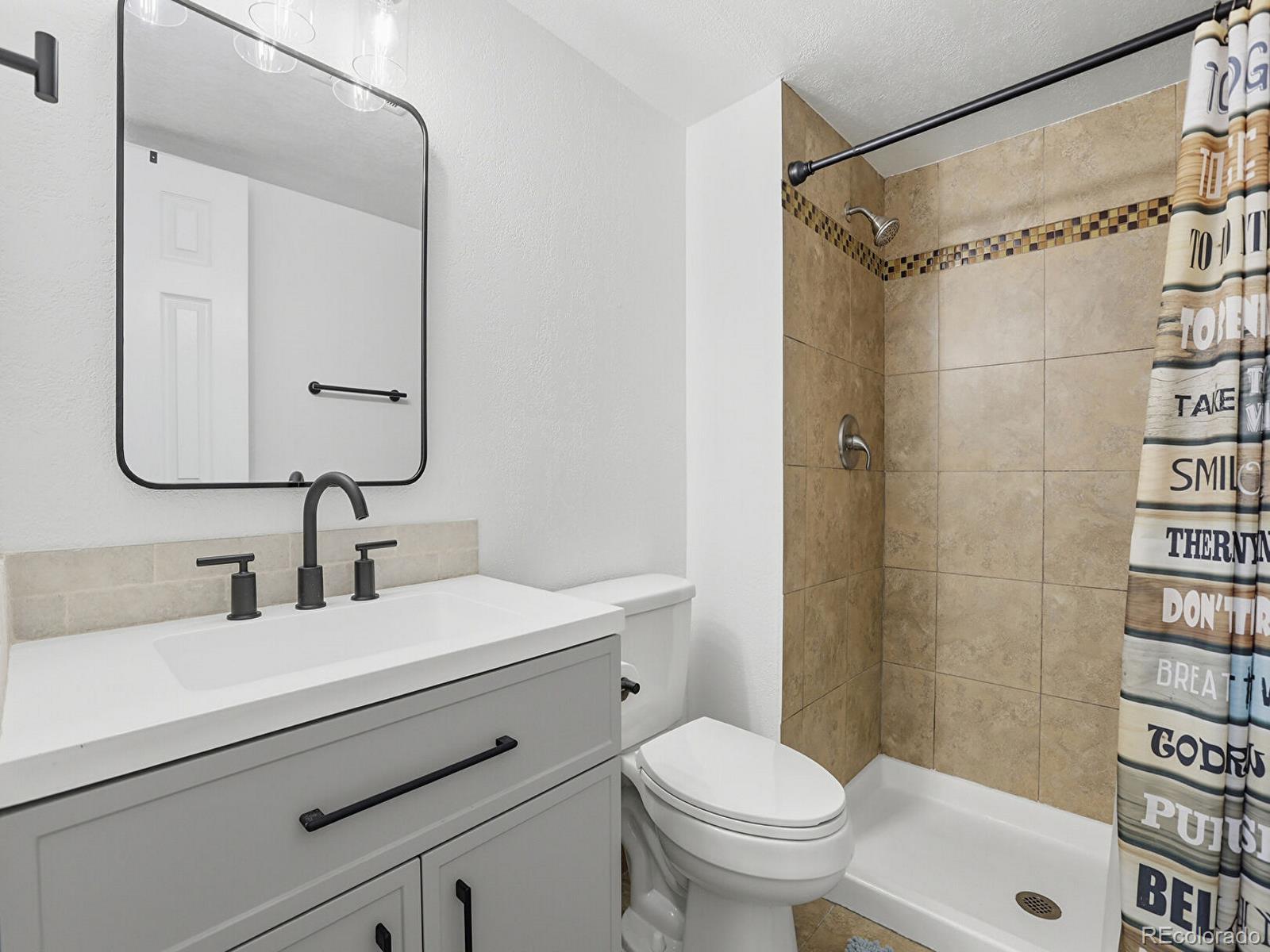 1723 Robb Street Unit: 33