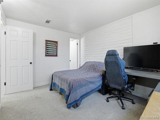 1723 Robb Street Unit: 33