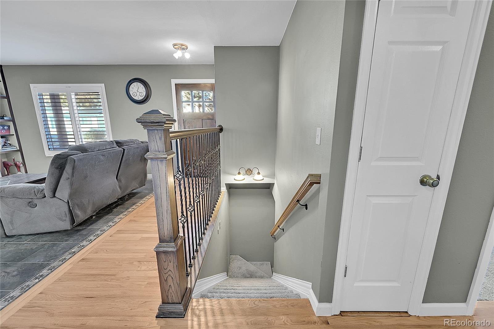 5075 E Weaver Avenue