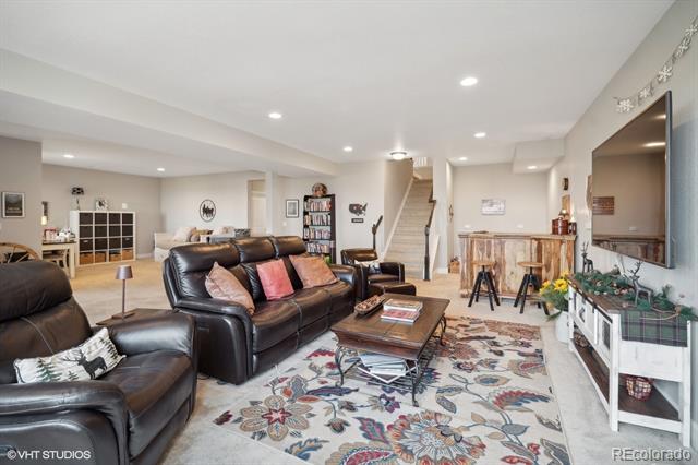 9158 Fraser River Street