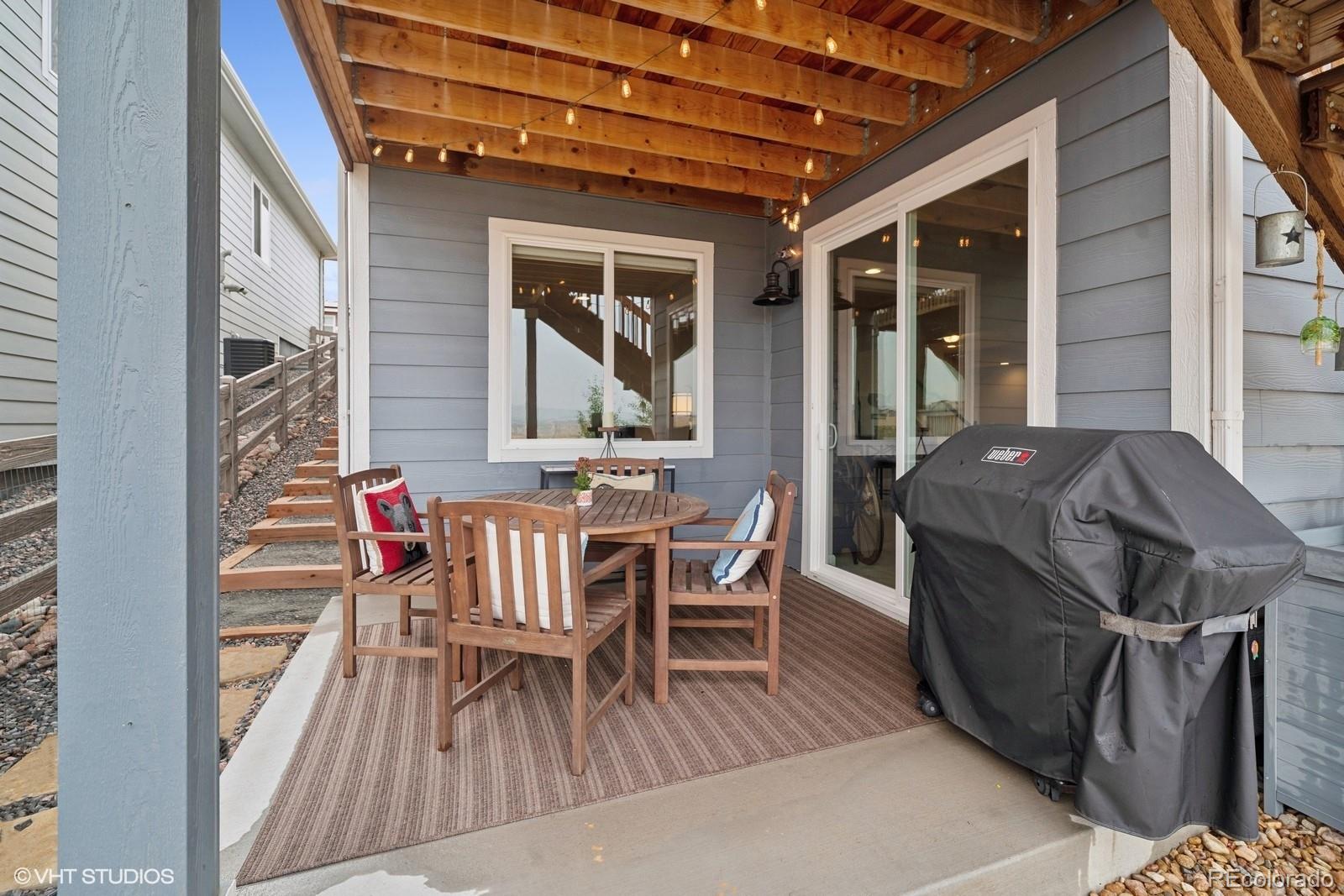 9158 Fraser River Street