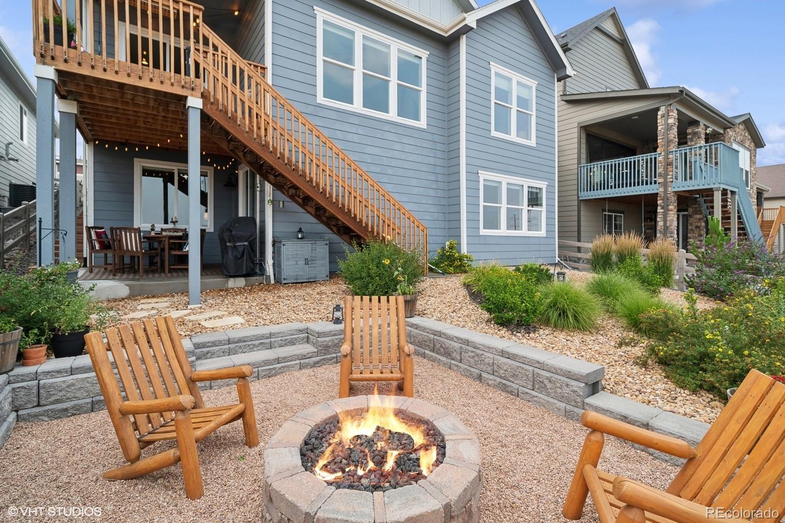 9158 Fraser River Street
