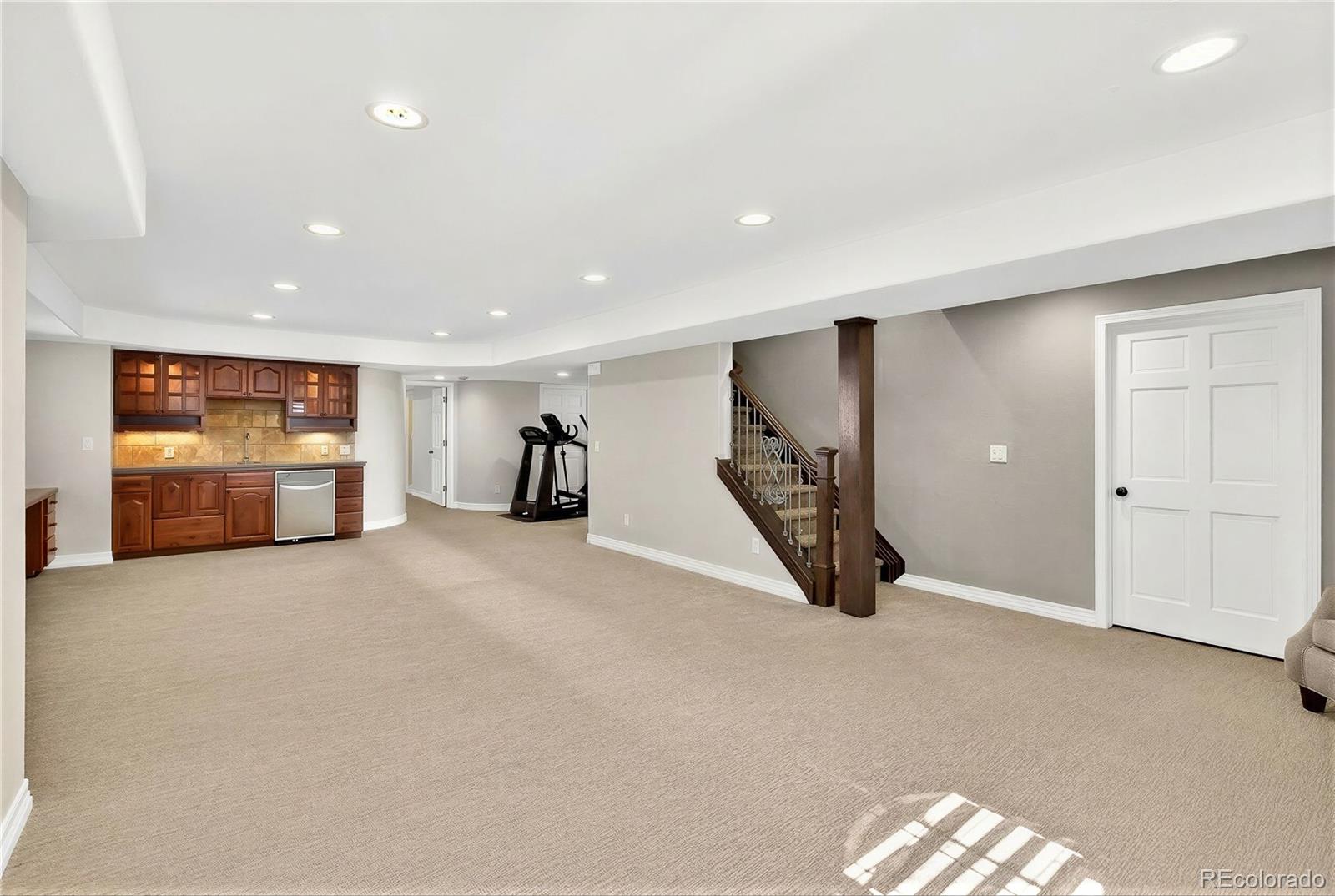 9445 Aspen Hill Circle