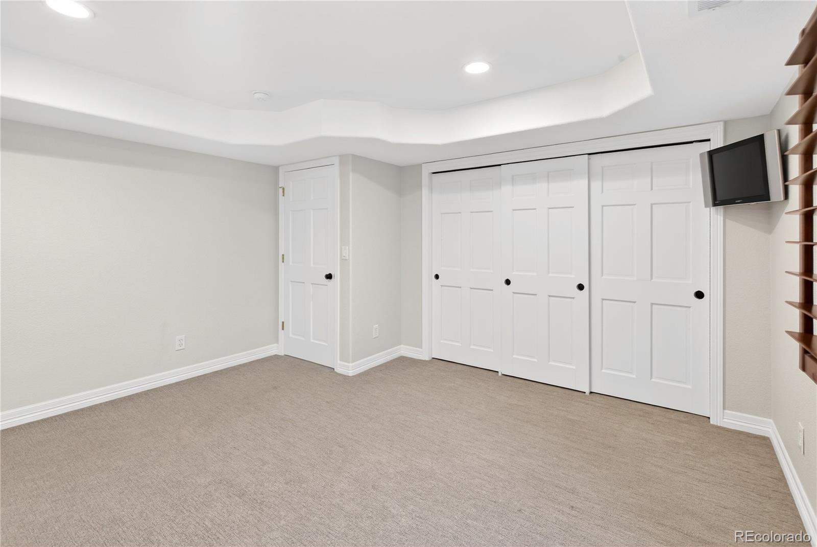 9445 Aspen Hill Circle