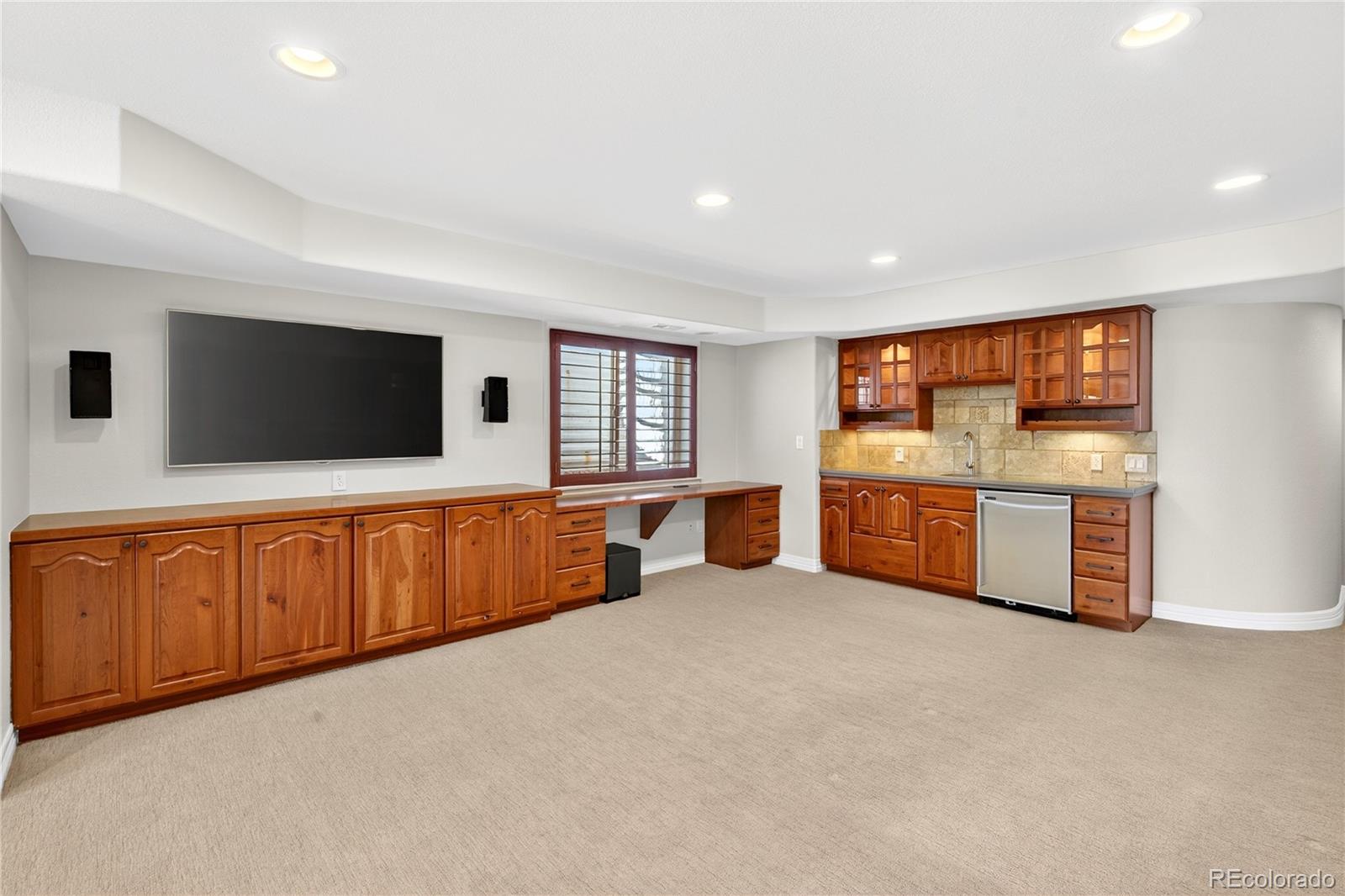 9445 Aspen Hill Circle