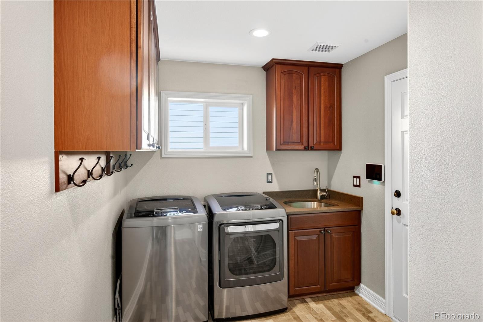 9445 Aspen Hill Circle