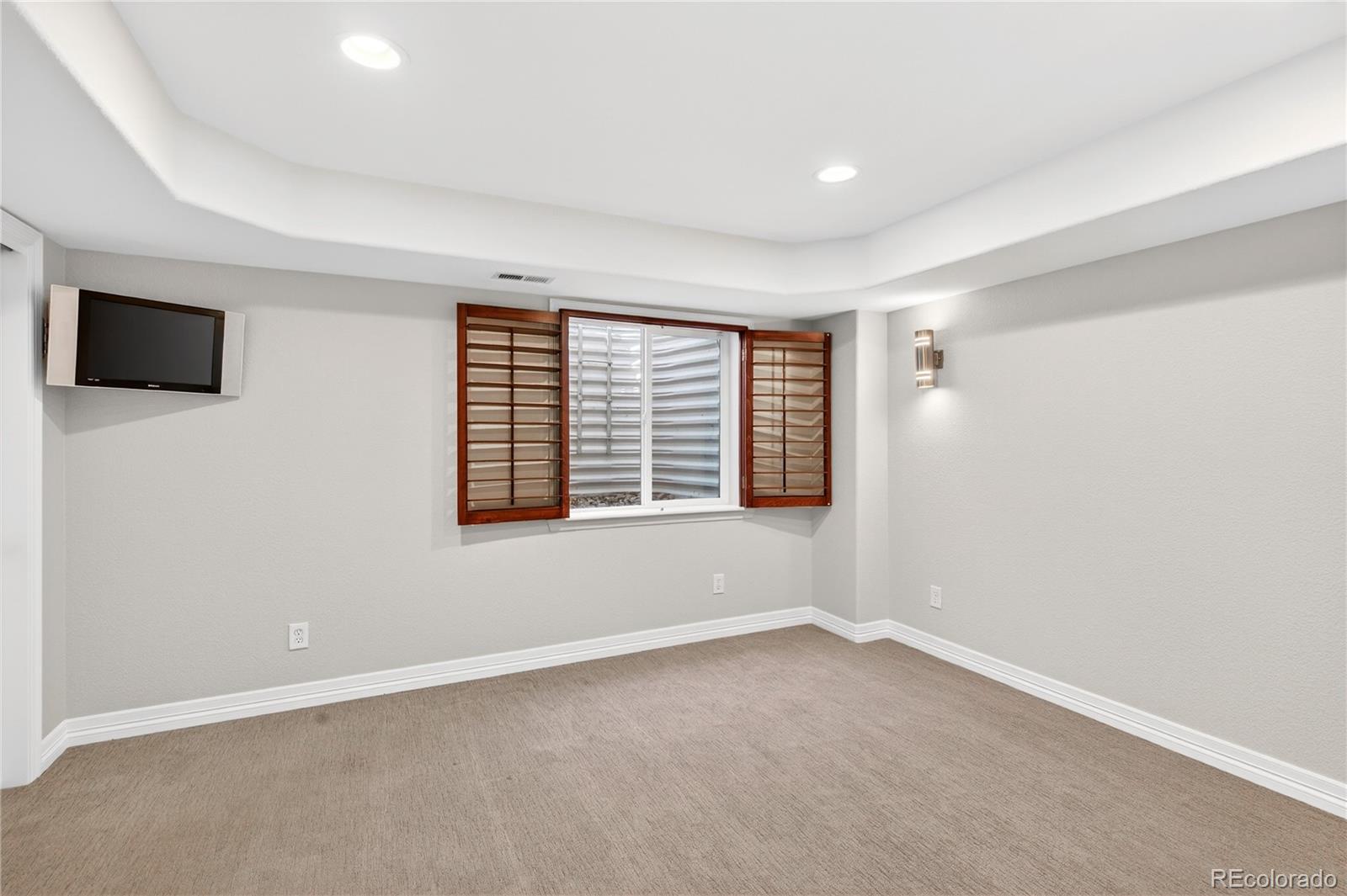 9445 Aspen Hill Circle