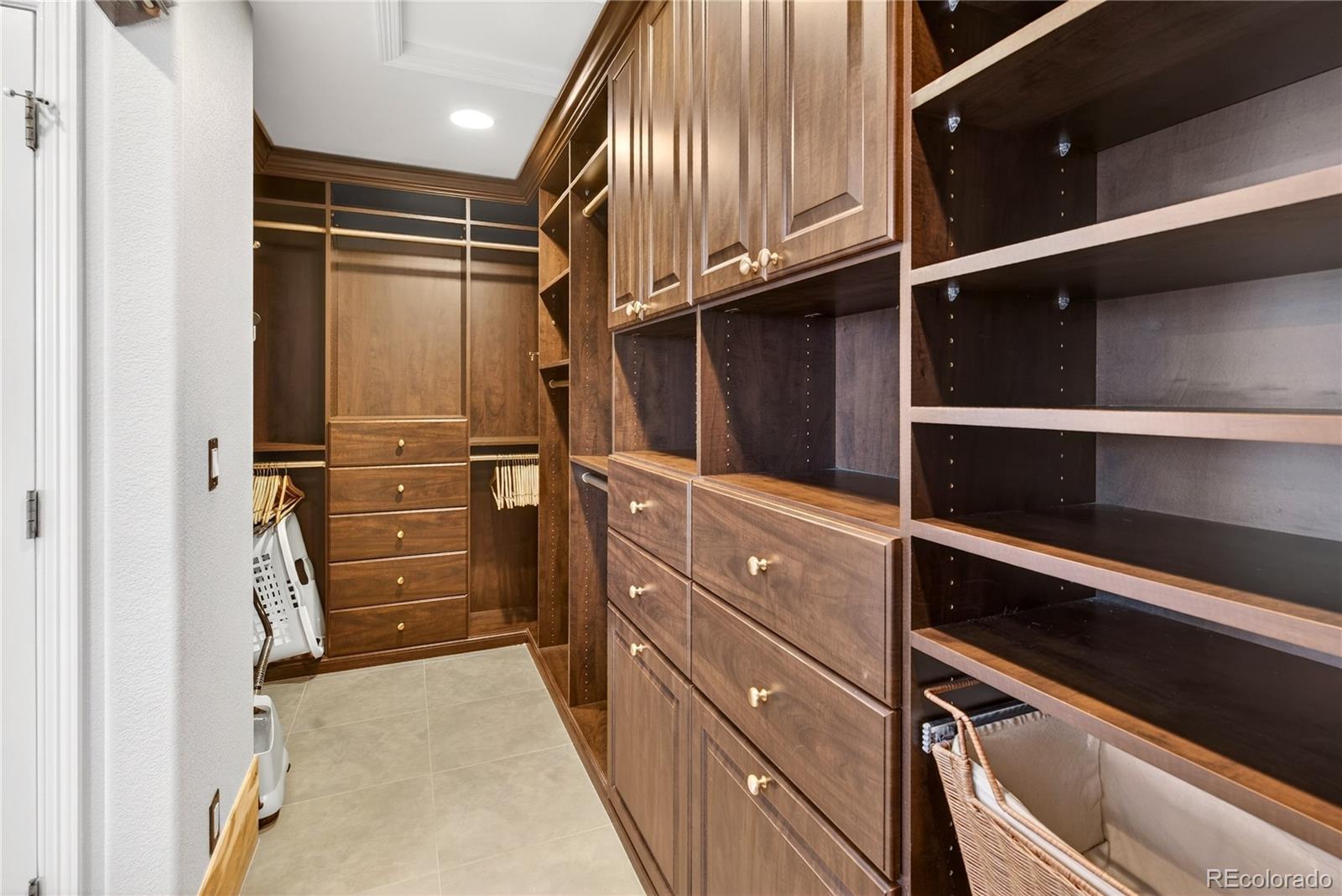 9445 Aspen Hill Circle