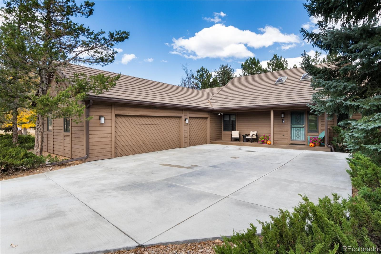 22 Mule Deer Trail