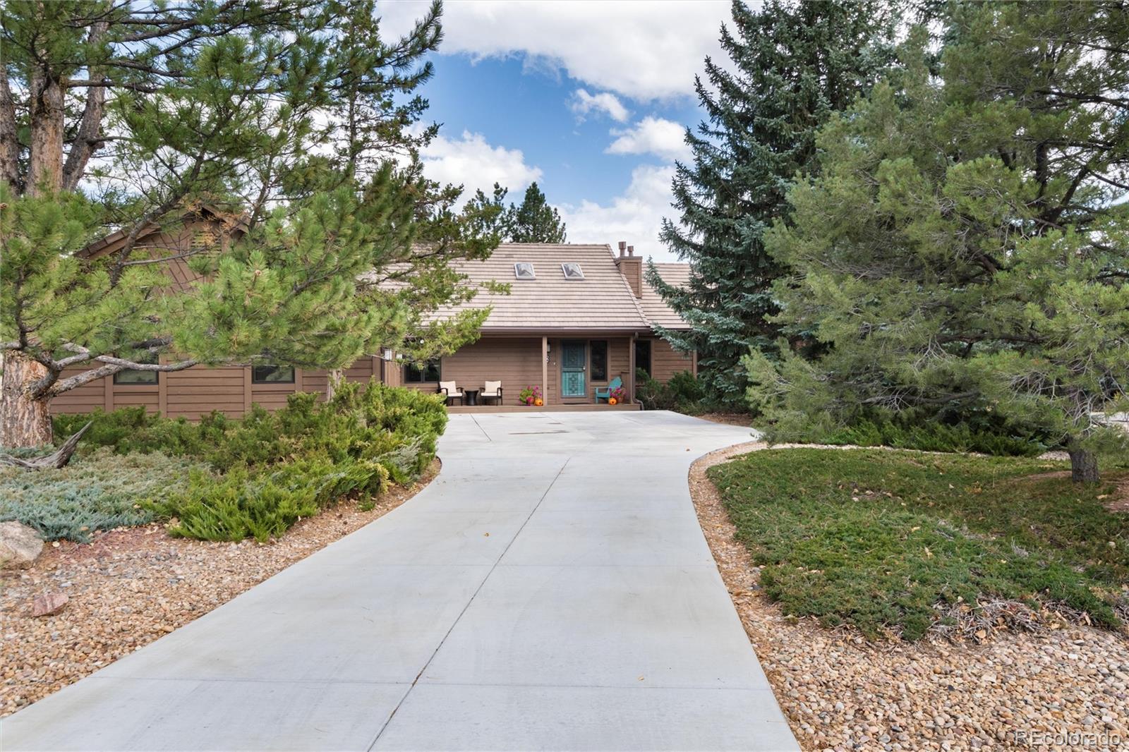 22 Mule Deer Trail