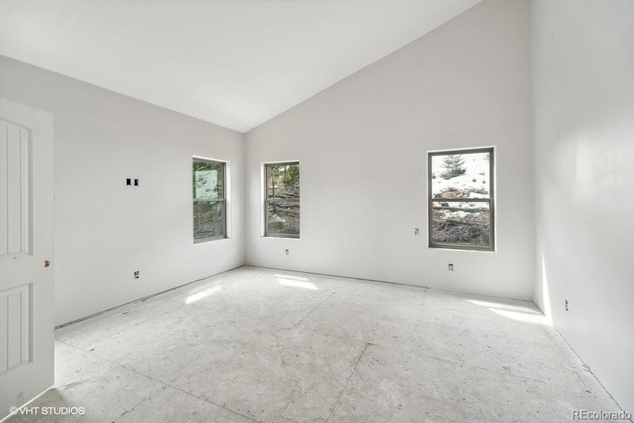 1810 Saddleback Drive
