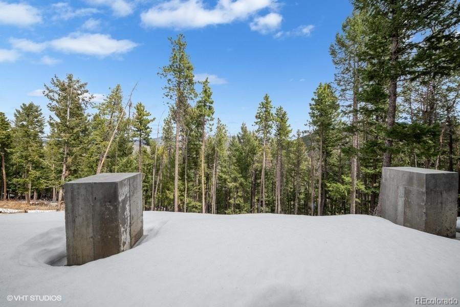 1810 Saddleback Drive