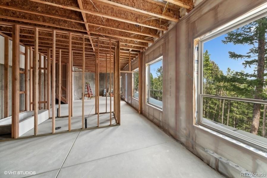 1810 Saddleback Drive
