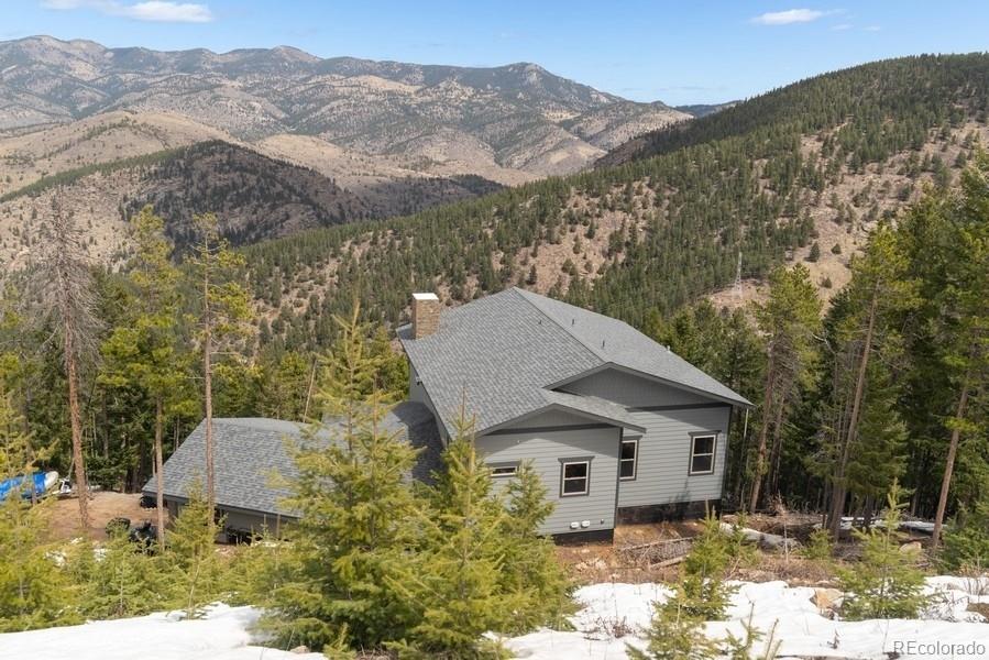 1810 Saddleback Drive