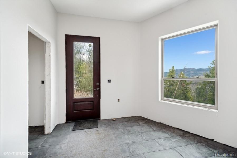 1810 Saddleback Drive