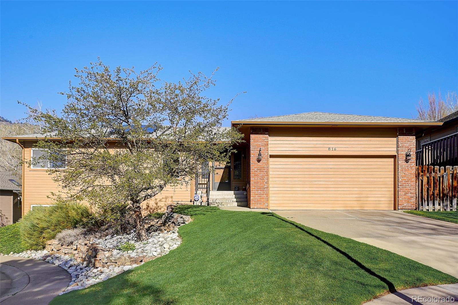816 Meadow Run