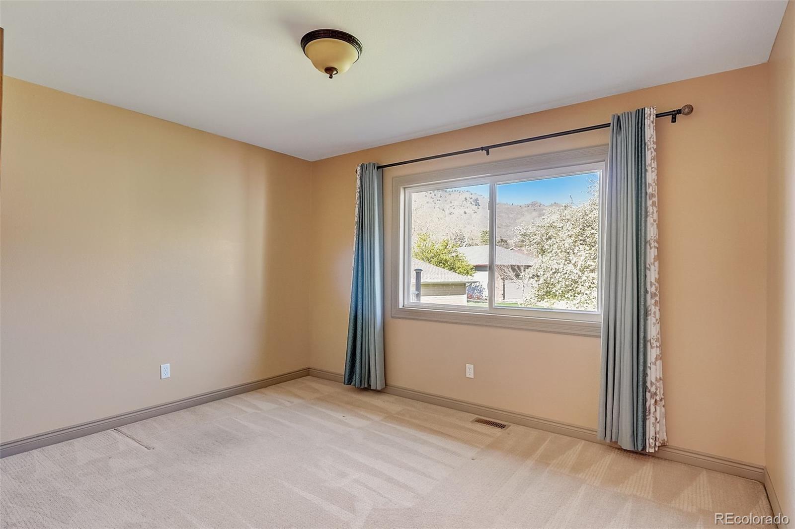 816 Meadow Run