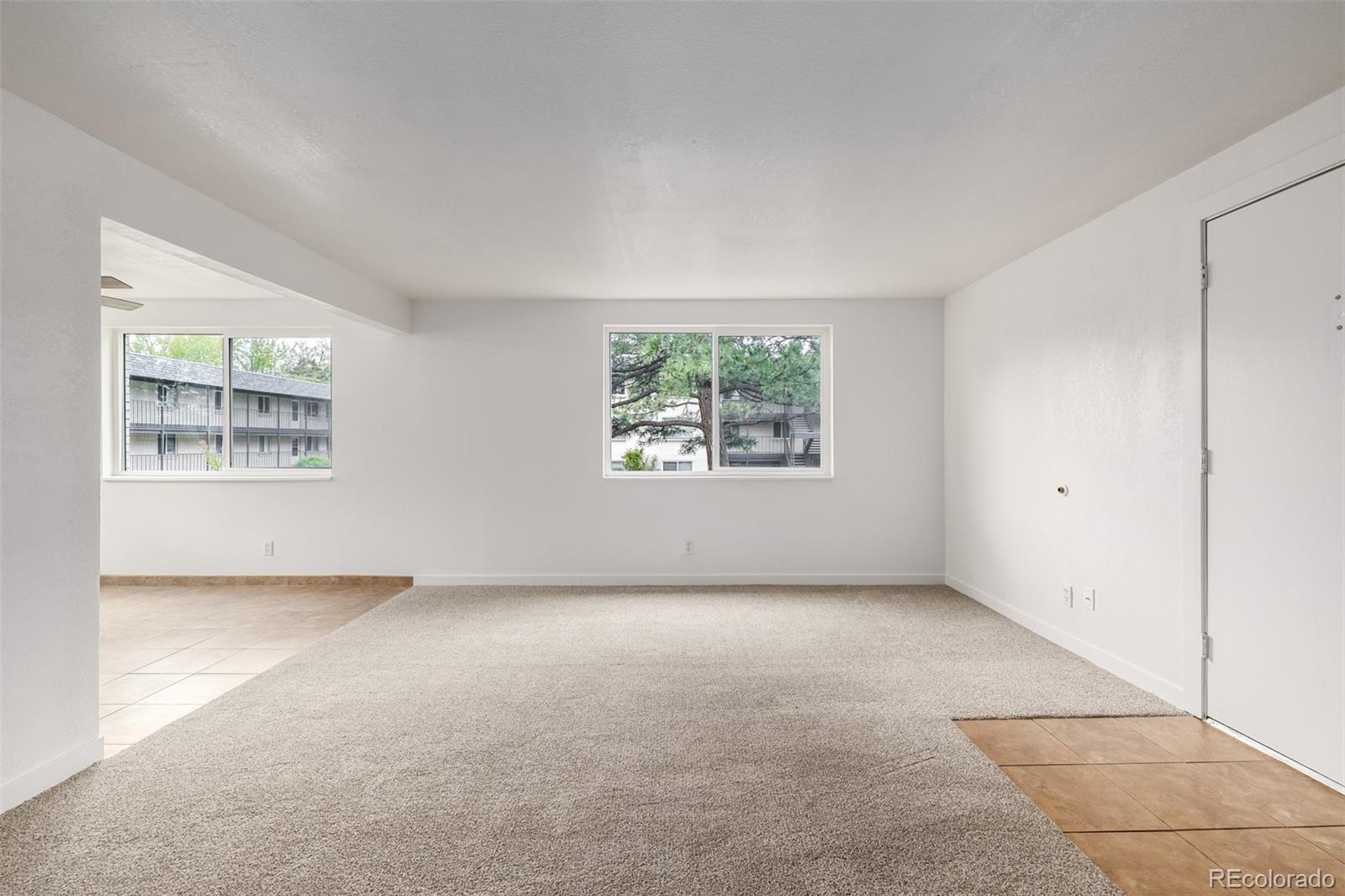1723 Robb Street Unit: 33