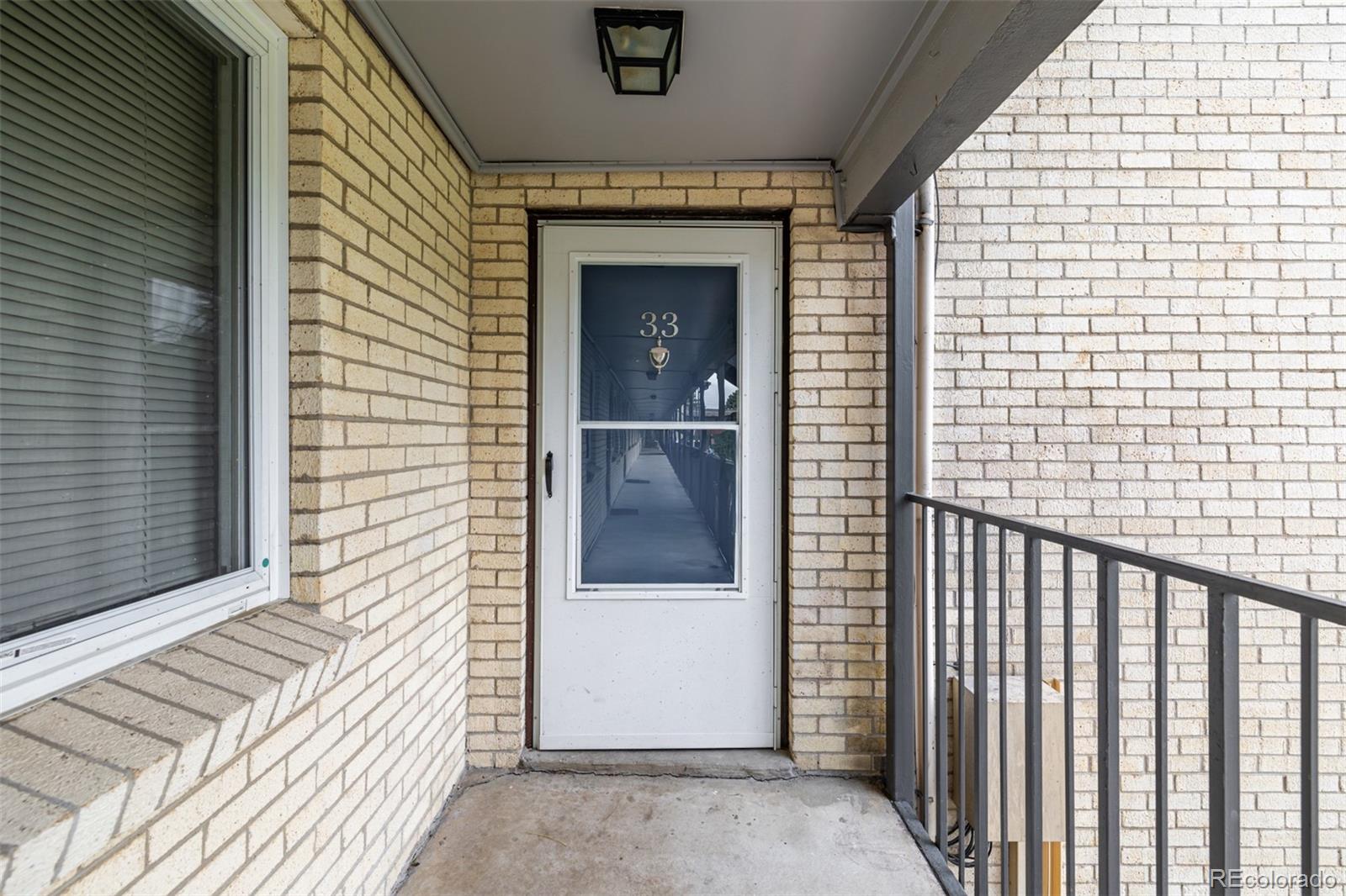 1723 Robb Street Unit: 33