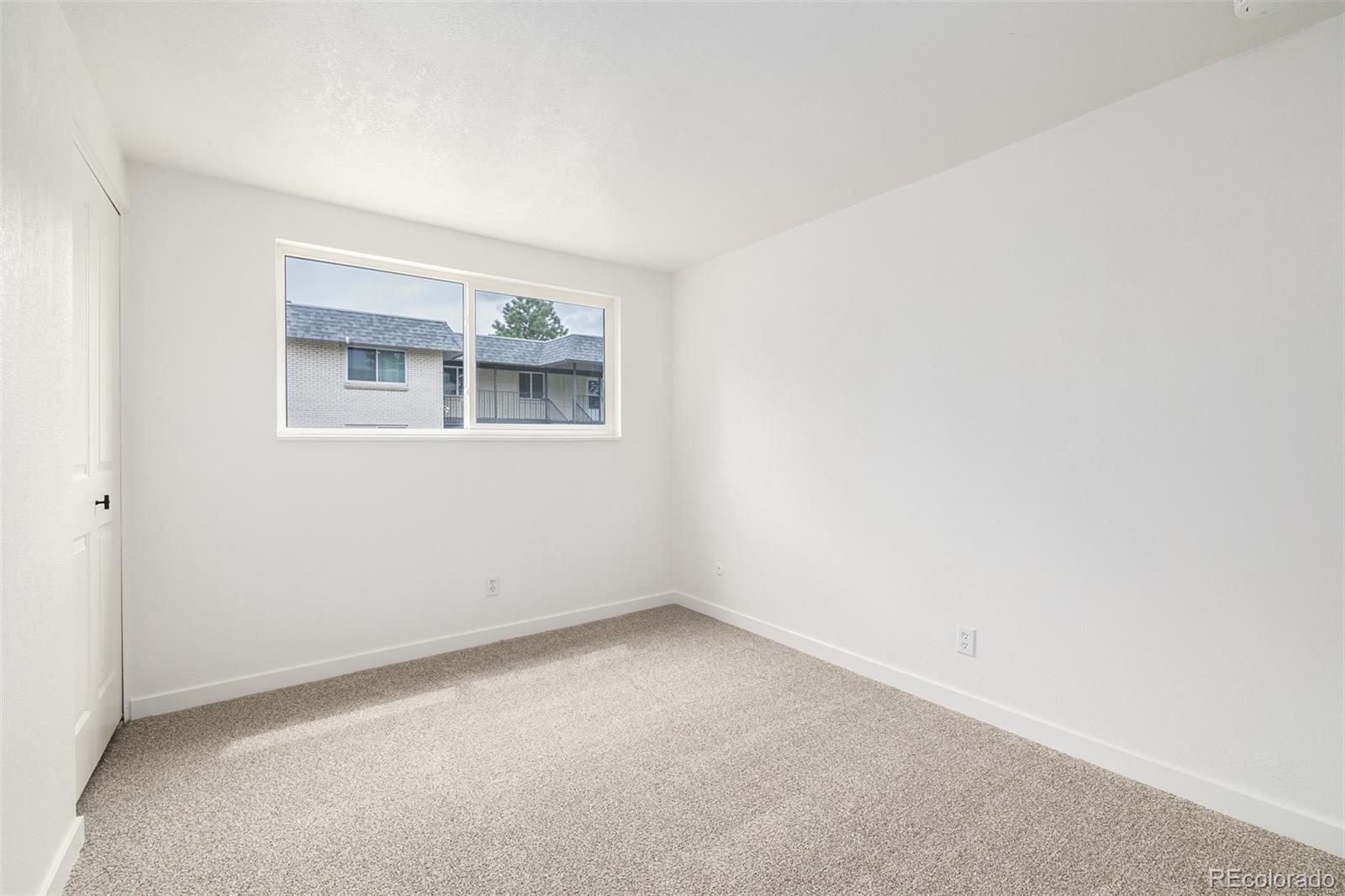 1723 Robb Street Unit: 33
