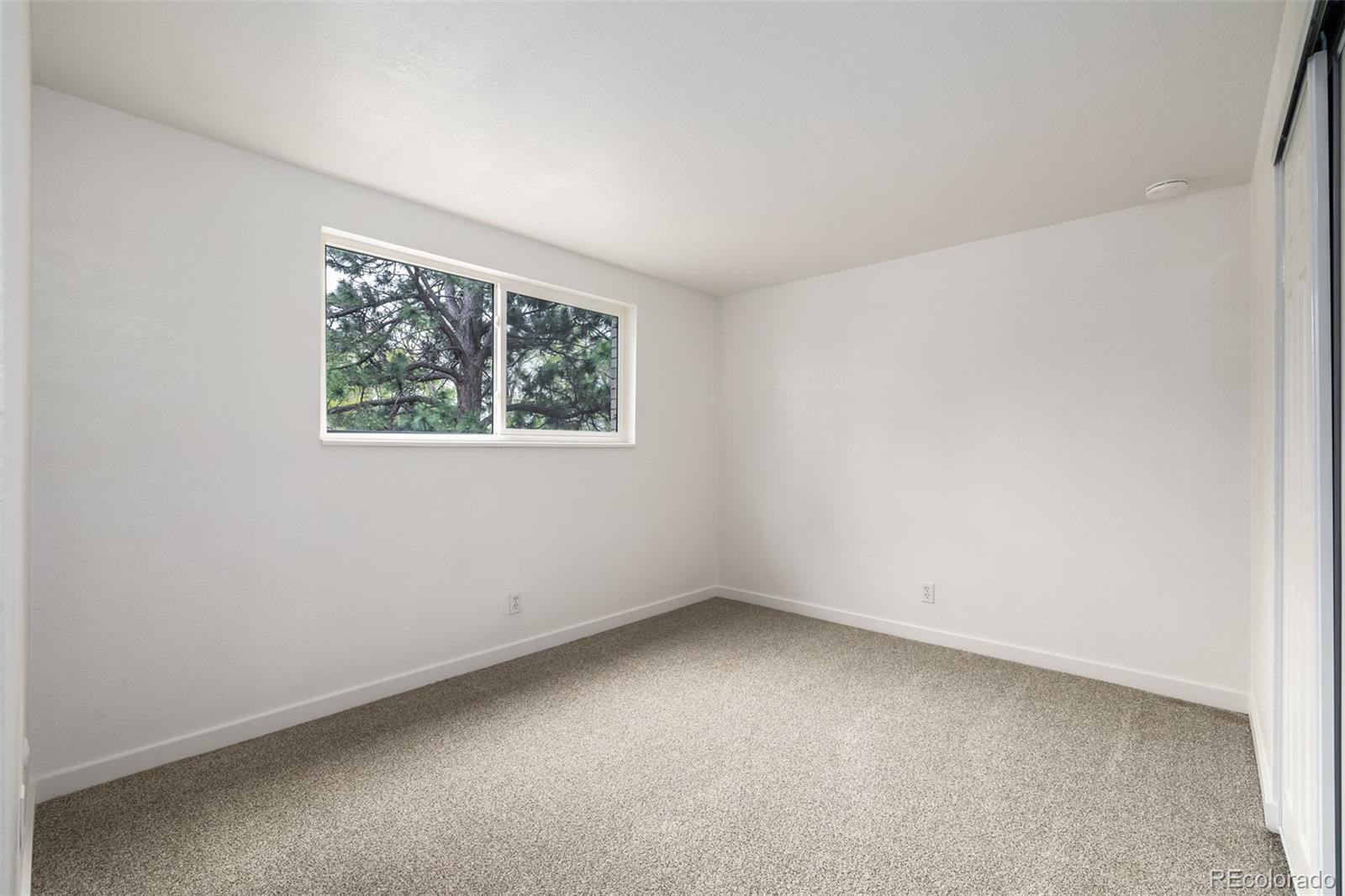 1723 Robb Street Unit: 33