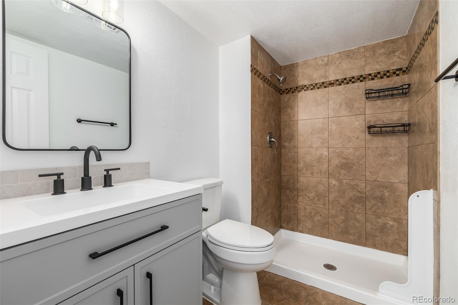 1723 Robb Street Unit: 33