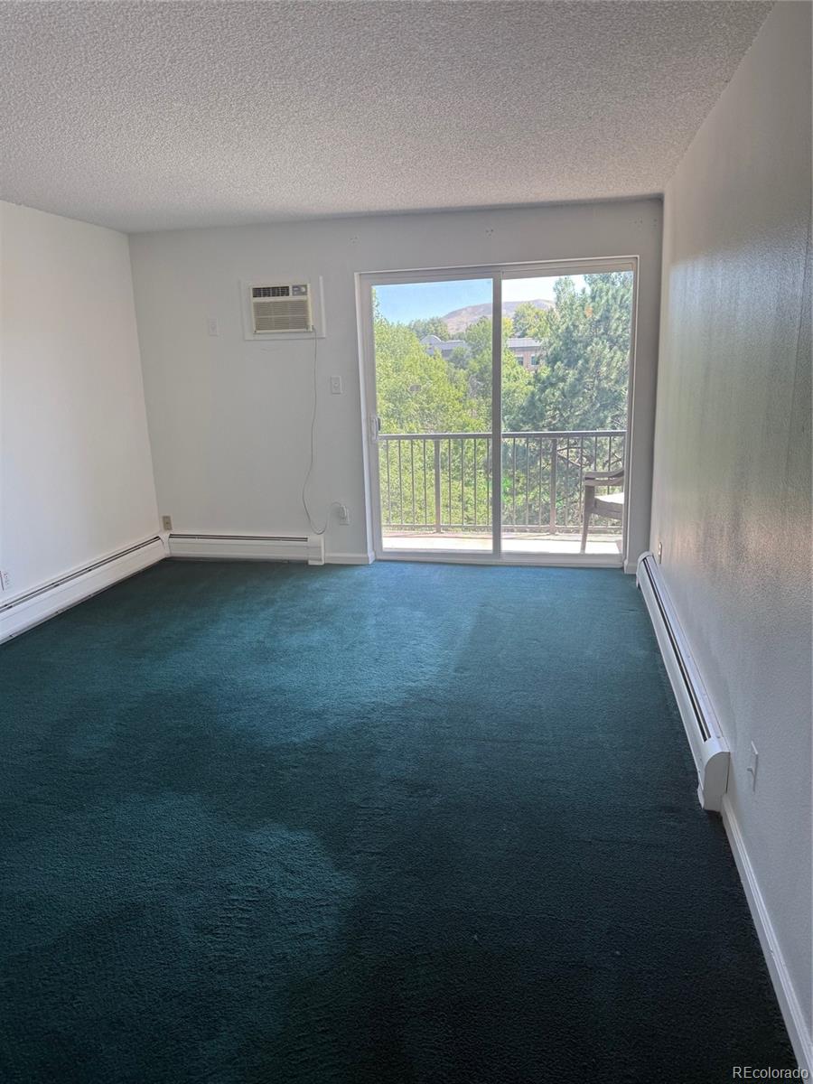 1200 Golden Circle Unit: 506