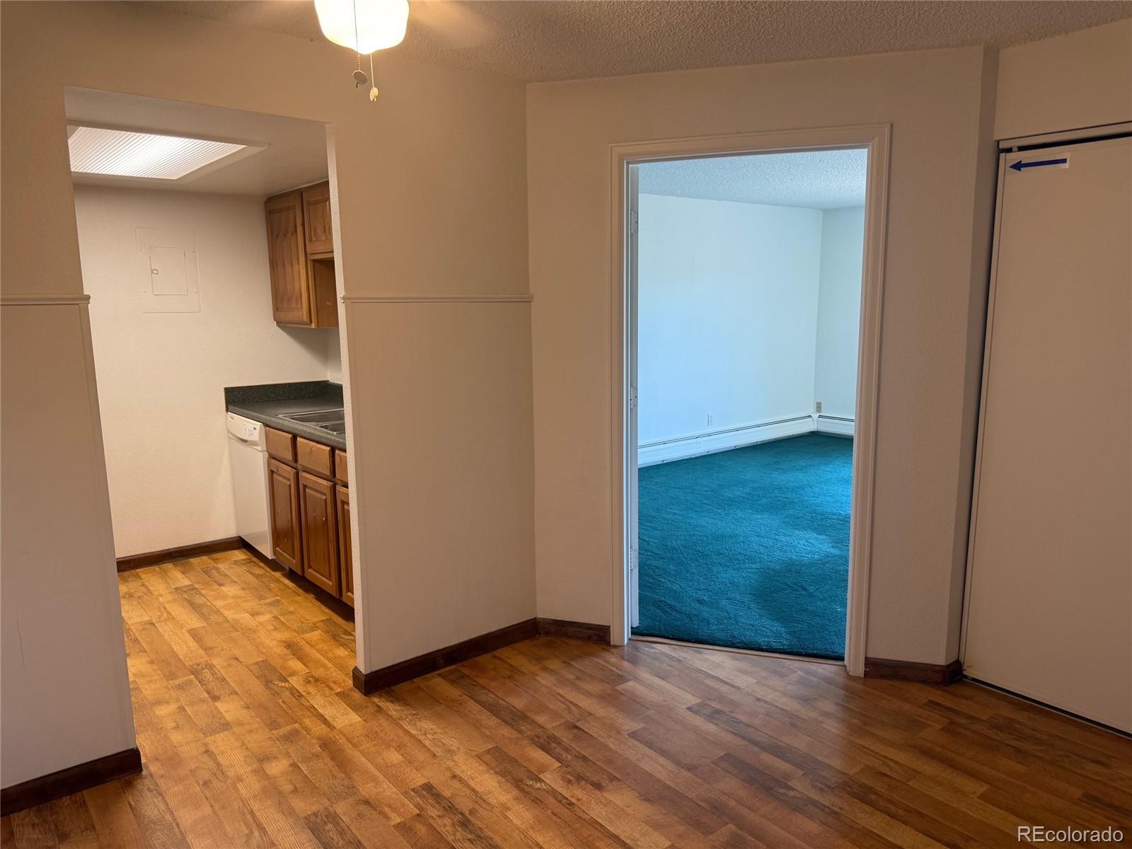 1200 Golden Circle Unit: 506