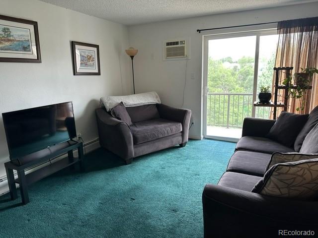 1200 Golden Circle Unit: 506