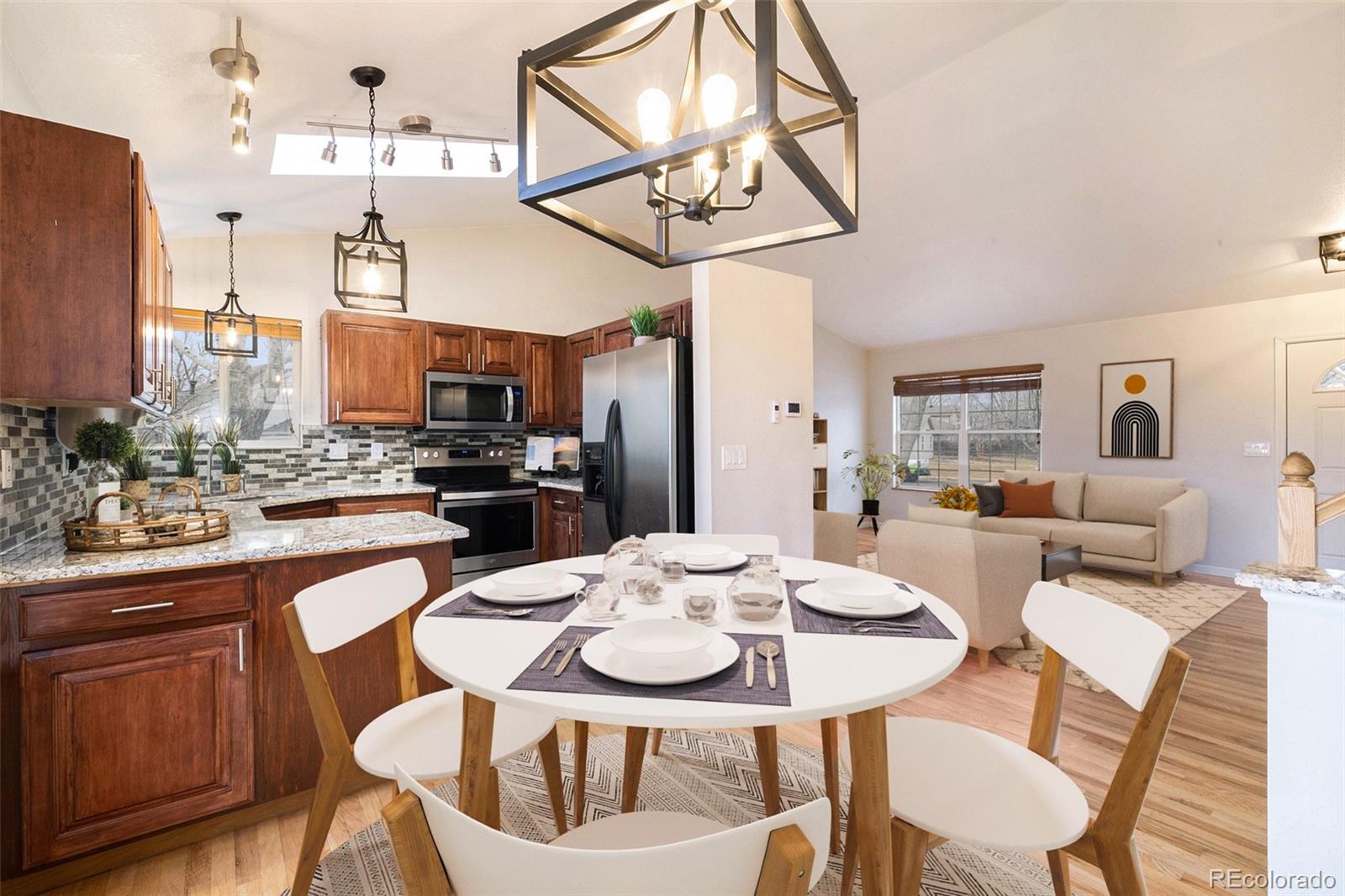 1306 Redwood Street