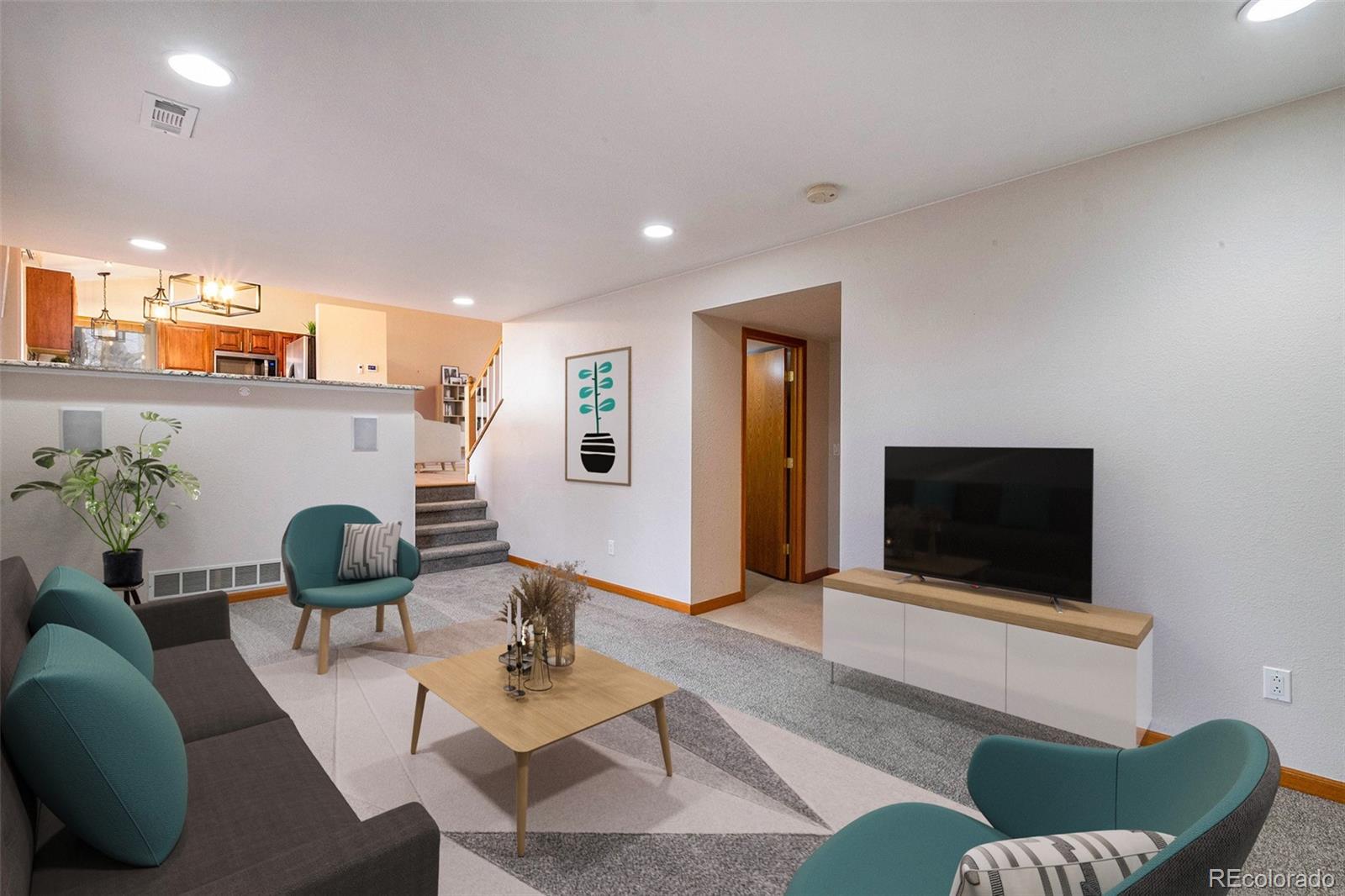 1306 Redwood Street