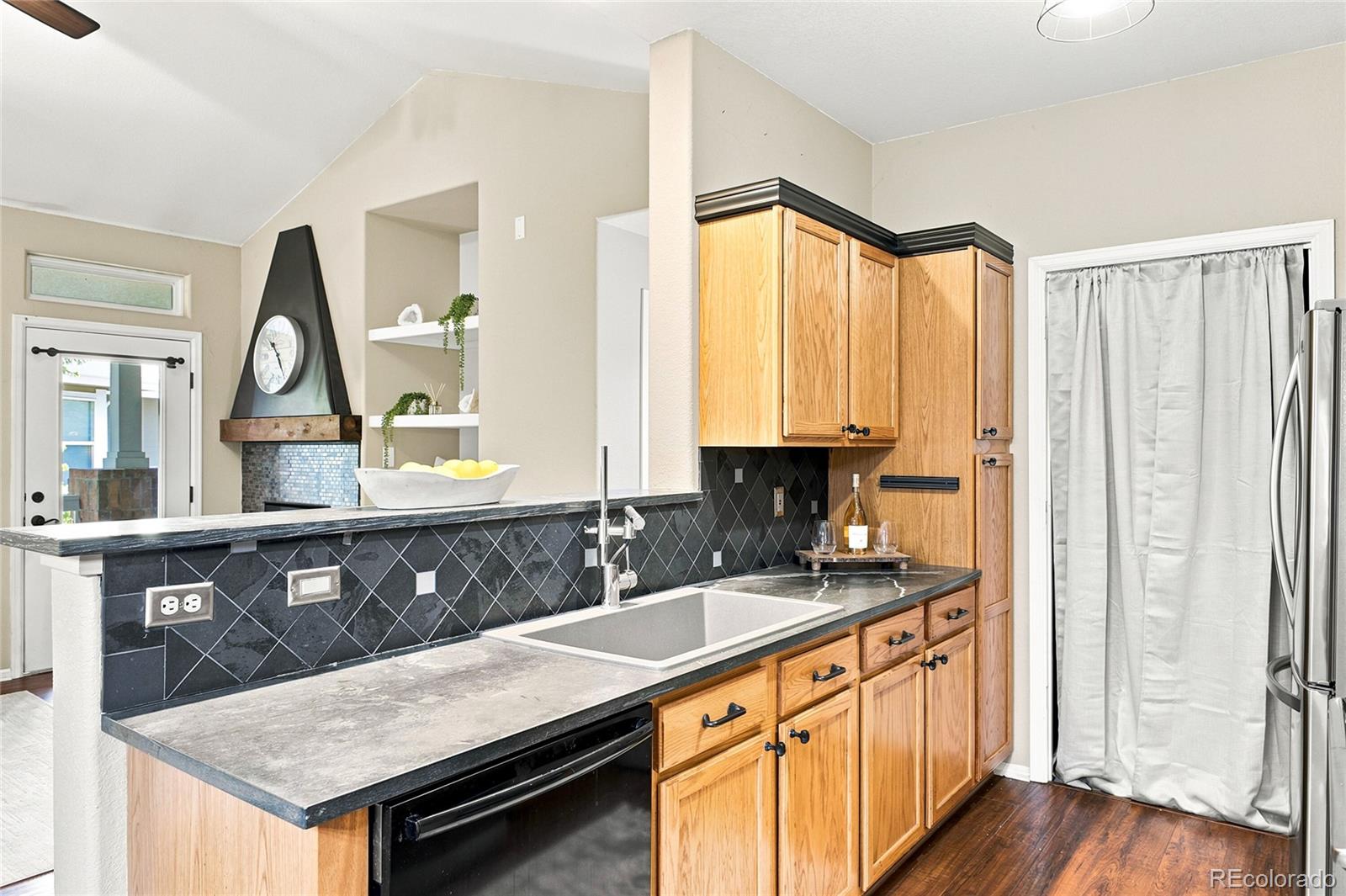8481 W Union Avenue Unit: 2-201
