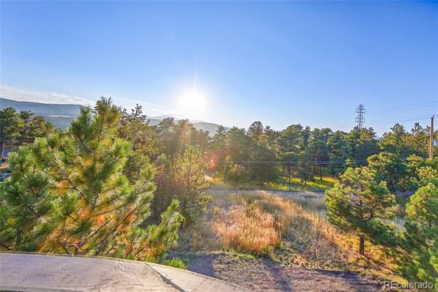 560 Lindsey Road